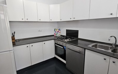 Soleado apartamento, planta baja con terraza en Altea
